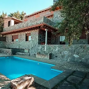 Villa Casa Rural Los Almendros, El Padul